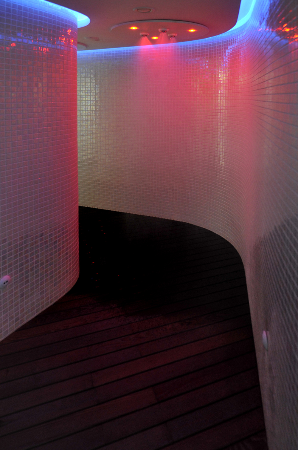 Shower and sensory tunnel